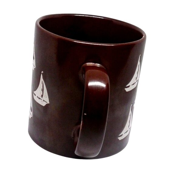 Vintage Brown Ceramic Coffee Tea Mug White Sailboat Pattern Hand Decorated Rare - Picture 4 of 4
